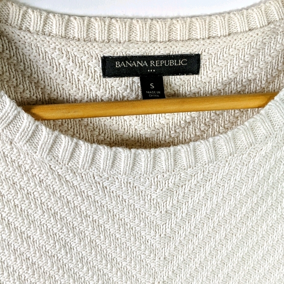Banana Republic short-sleeve creme knit sweater - Picture 4 of 8